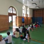 DURCHSTARTEN mit Basketball zu Besuch in den Kooperationsgrundschulen